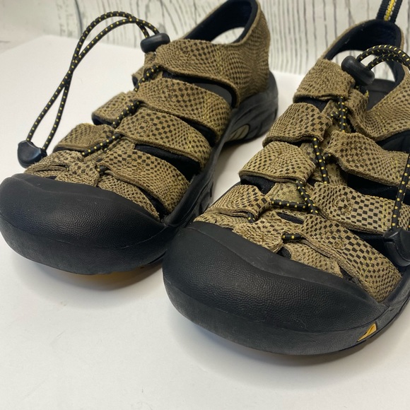 Keen Newport sandals size 6 - Picture 2 of 8